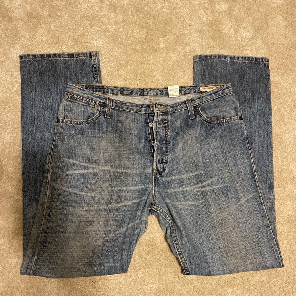 Levi’s vintage 90s red tab line straight leg jeans